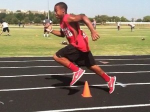 Monzavous  Rae Edwards action photo