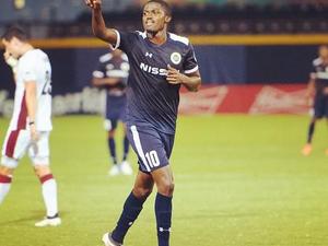 Lebo Moloto action photo