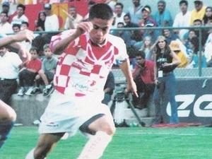 Hugo C. action photo