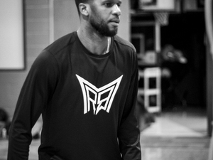 Melvin Roberts action photo