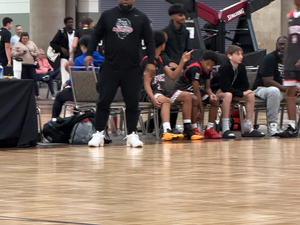 Coach Mega Milton action photo