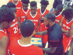 Donte Bowie action photo