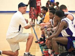 Thomas Murray action photo