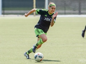 Kaitlyn J. action photo