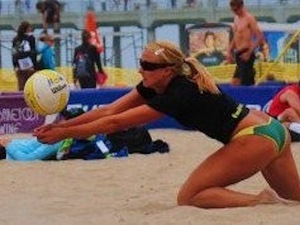 Laryssa M. action photo