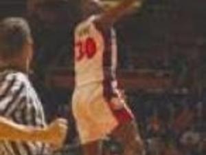 Aminata Yanni action photo