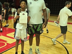 Hamidu R. action photo