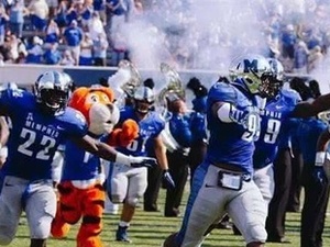 Melvin Jones action photo