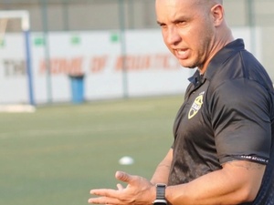 Tiago O. action photo