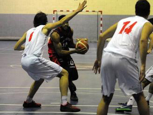 Bobby H. action photo