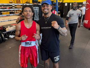 Jhon Matos action photo