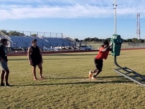 Lionel Lewis action photo