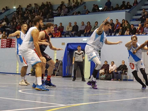 Bobby H. action photo