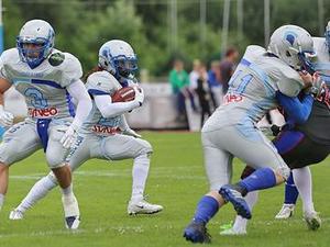 Karre' Wallace action photo