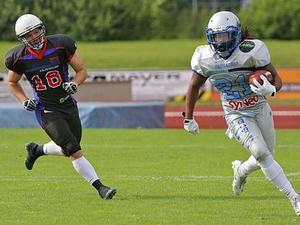 Karre' Wallace action photo