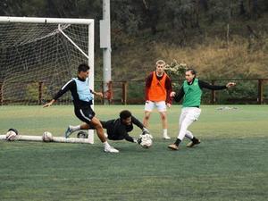 Roberto L. action photo
