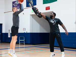 Makal E. action photo