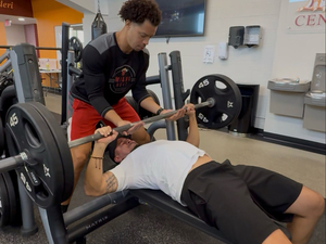 Luis I. action photo