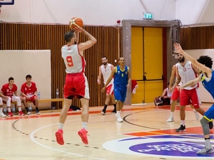 Scott P. action photo