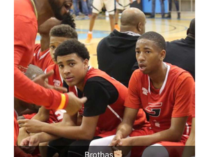 Donte Bowie action photo