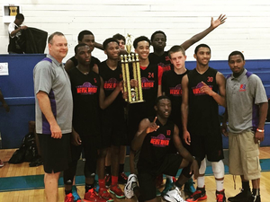 Thomas Murray action photo