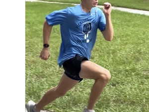 Mike Williams action photo
