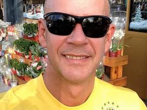 Roberto M. action photo