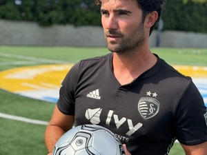 Peter T. action photo