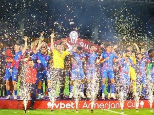 Garo B. action photo