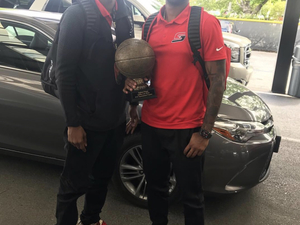 Donte Bowie action photo