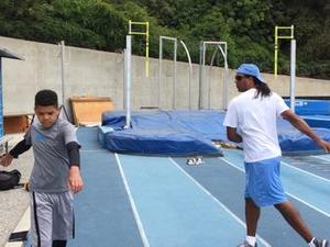 Dwayne Washington action photo