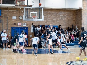 Peter Gonzalez action photo