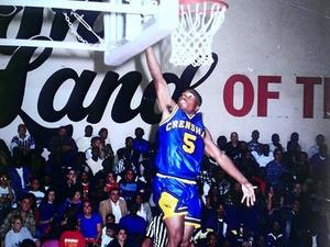 Tommie Davis action photo