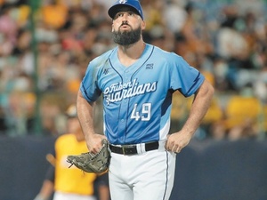 Joe V. action photo