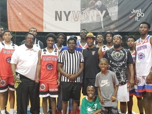 Coach Mega Milton action photo