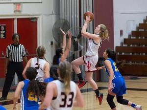 Amy Gardiner action photo