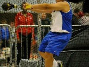 Mele V. action photo