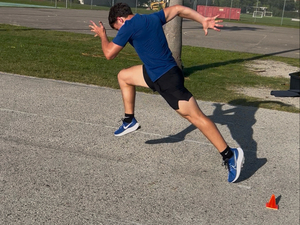 Mike Williams action photo