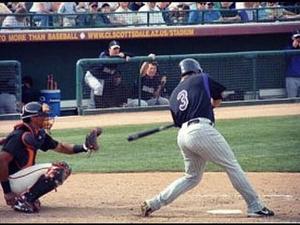 Jorge Piedra action photo