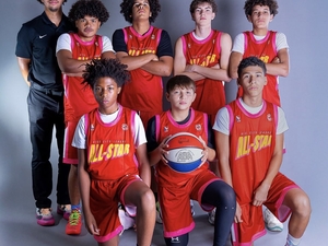 Luis I. action photo