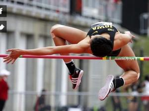 Khanishah Williams action photo