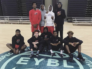 Donte Bowie action photo