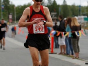 Mike Sanders action photo