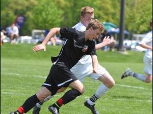 Darryl Grant action photo