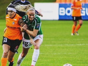 Kaitlyn J. action photo