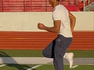 Mike Williams action photo