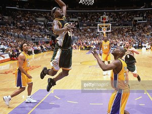 Ansu Sesay action photo