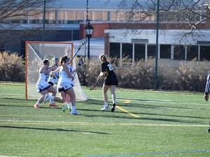 Amy Kohout action photo