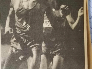 Mike Williams action photo