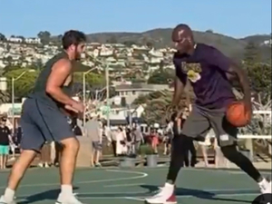 Ralph Sanders action photo